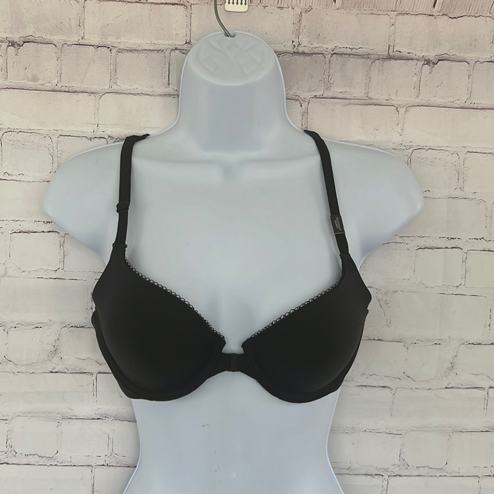 NWOT Victoria’s Secret lined denim bra size 34B